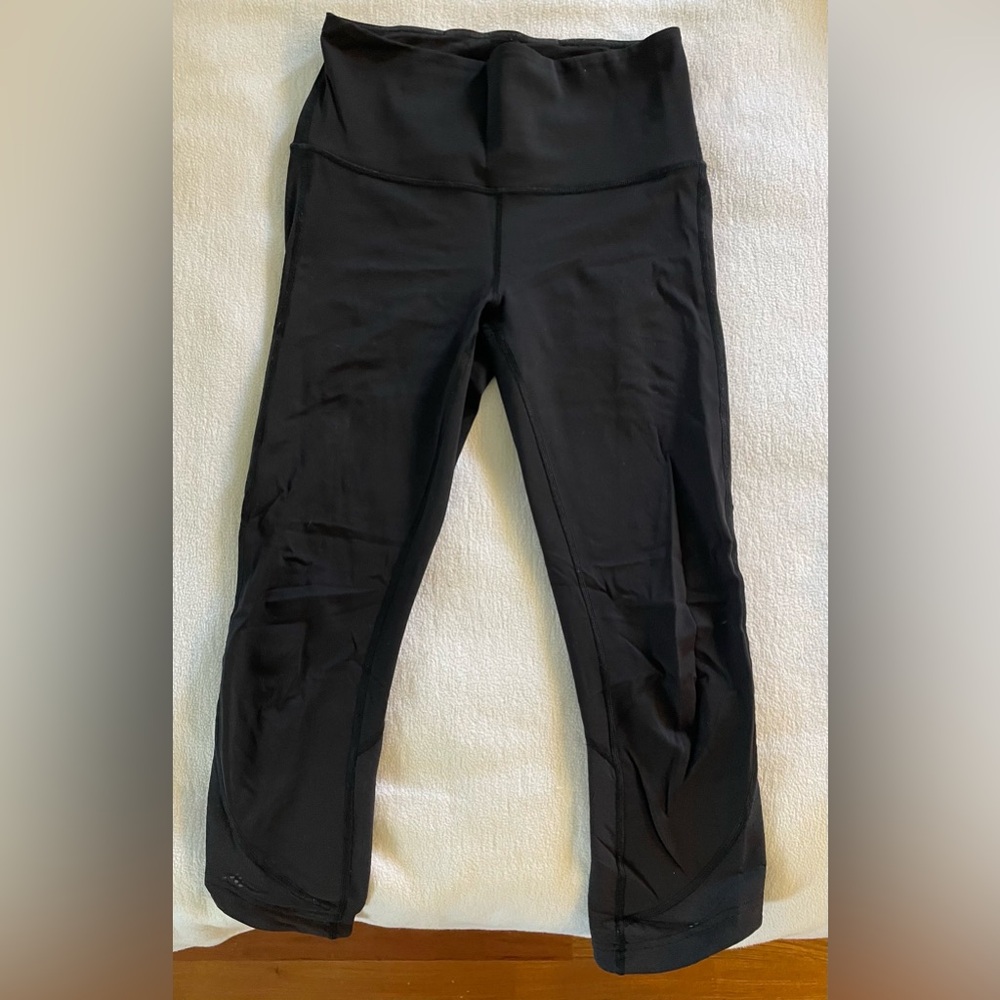 Lululemon Athletica Black Mesh Cropped Leggings